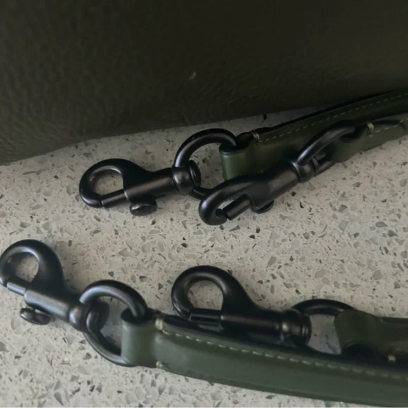 Rogue 36 With Colorblock Snakeskin Detail - Picture 12 of 16